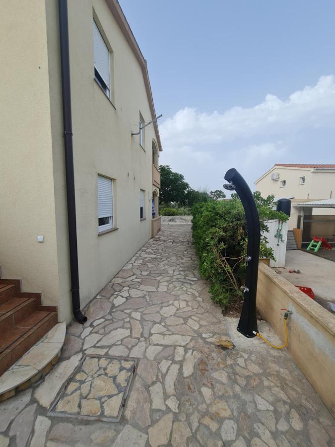 Apartman ˝Abaza˝ Vir Eksteriør billede